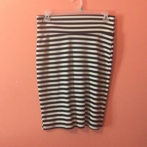 LulaRoe pencil skirt